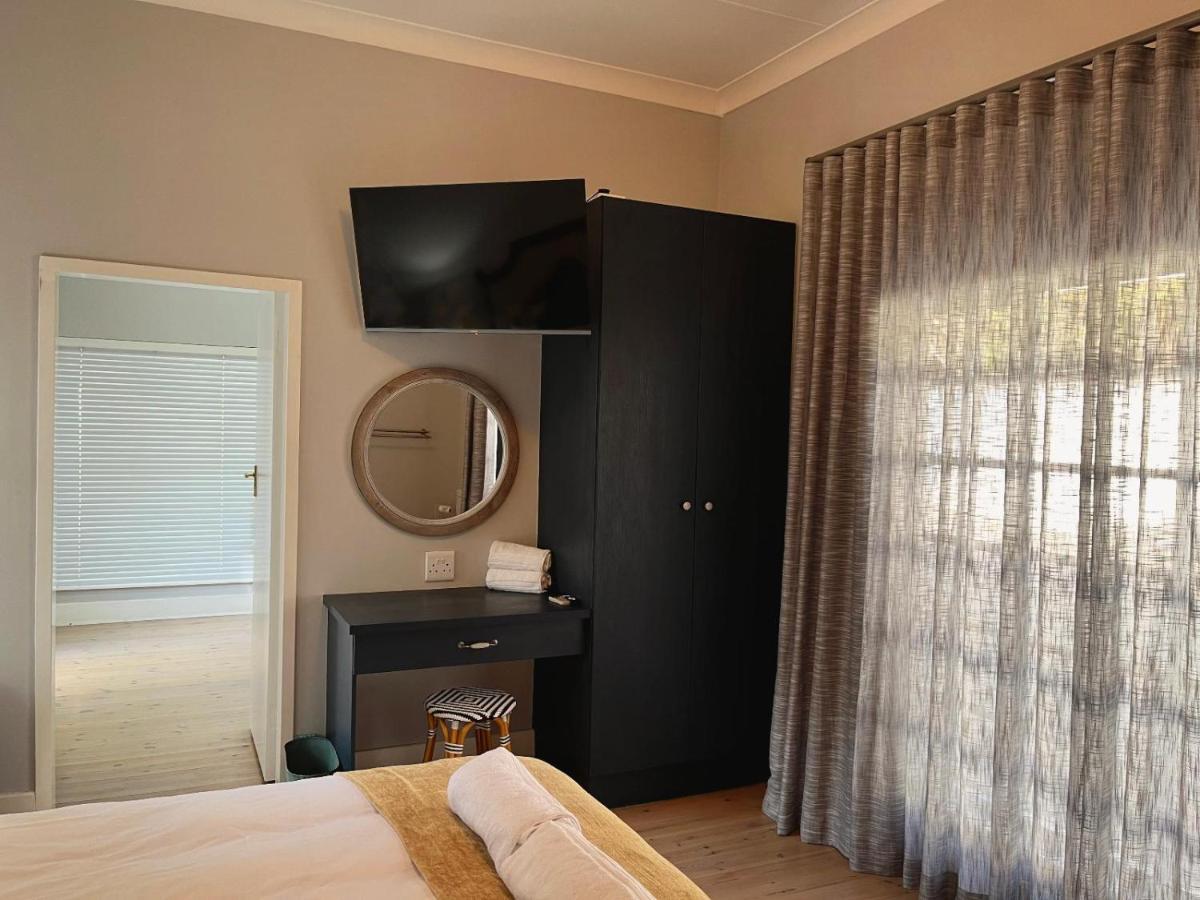 Готель Serenity Living Willows Екстер'єр фото